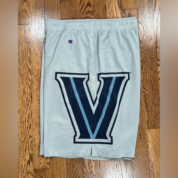 Vintage Champion Villanova University Wildcats Mesh Shorts (Size M) - Picture 2 of 4